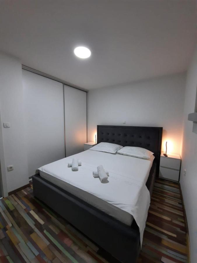 Ferienwohnung Vice Omiš Exterior foto