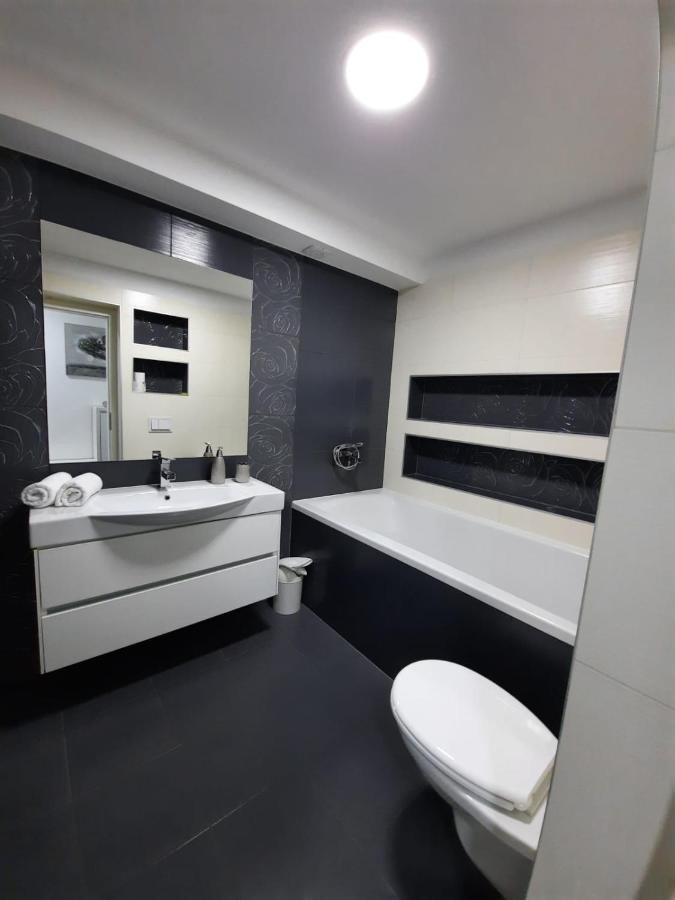 Ferienwohnung Vice Omiš Exterior foto