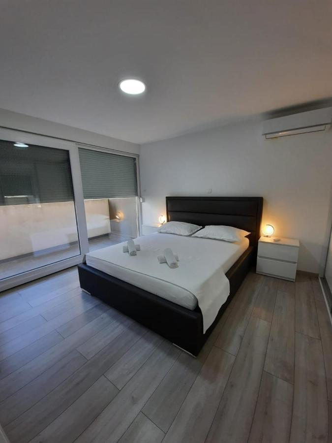 Ferienwohnung Vice Omiš Exterior foto